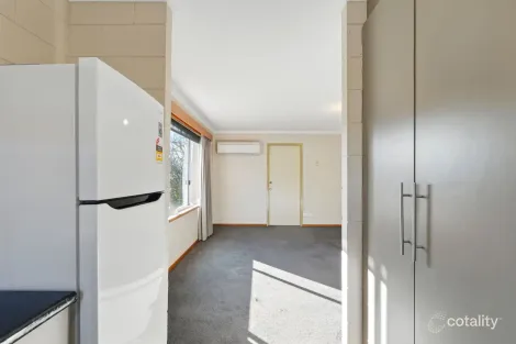 Property photo of 4/4 Myella Drive Berriedale TAS 7011
