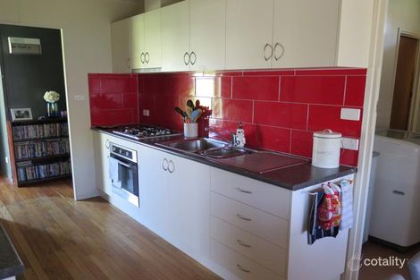 Property photo of 30 Sinclair Crescent Seymour VIC 3660