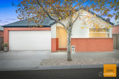 12 Strathvea Lane, Caroline Springs, VIC 3023