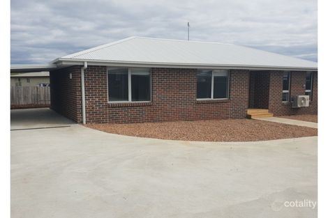 2/4 Tandara Pl, East Devonport, TAS 7310