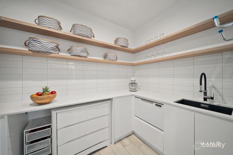 Property photo of 21 Bronhill Street Moncrieff ACT 2914
