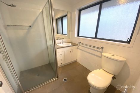 Property photo of 13 Tahara Crescent Estella NSW 2650