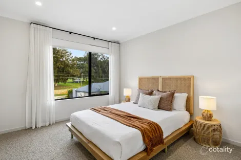 Property photo of 11 Telford Crescent Stirling WA 6021