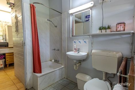 Property photo of 15 Allowgu Walk Rocky Point QLD 4874