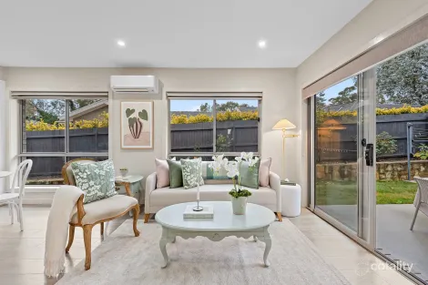 Property photo of 2/14 Jevons Place Page ACT 2614