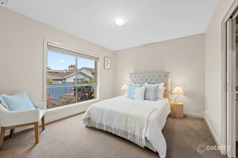 Property photo of 2/14 Jevons Place Page ACT 2614