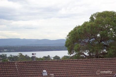 Property photo of 10 Suffolk Drive Valentine NSW 2280