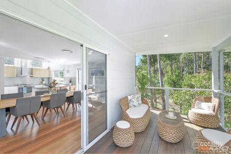Property photo of 17 Forest Owl Crescent Murrays Beach NSW 2281