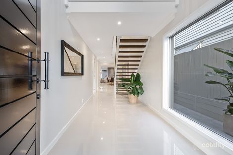 Property photo of 41 Pinecroft Street Camp Hill QLD 4152