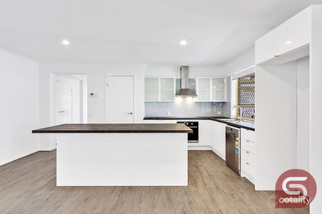 16 Montclare Ct, Cashmere, QLD 4500