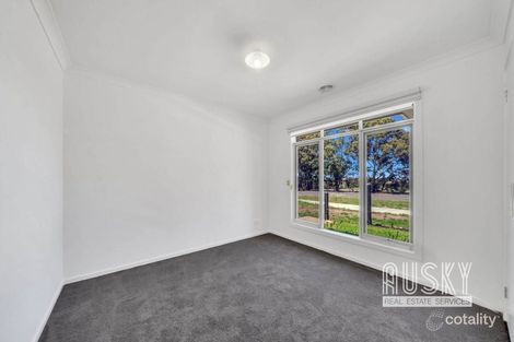 Property photo of 15 Addison Close Officer VIC 3809