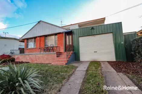 17 RAGLAN ST, SOUTH BATHURST, NSW 2795