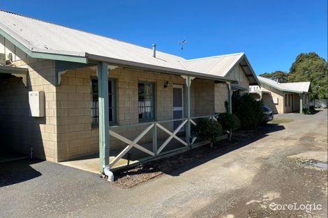 Property photo of 2/23 Stawell Street Romsey VIC 3434