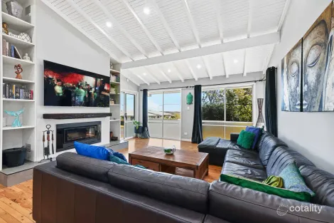 Property photo of 64 Stuart Street Mount Lofty QLD 4350