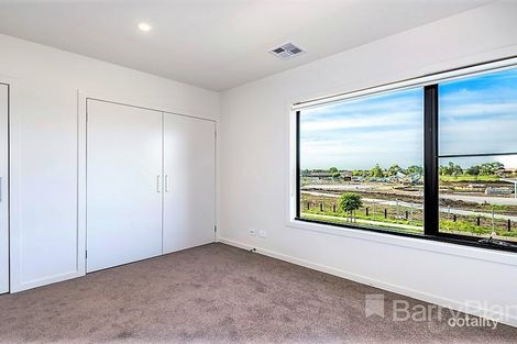 Property photo of 35 Villager Street Cranbourne East VIC 3977