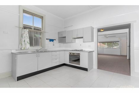 12 Beryl St, Warners Bay, NSW 2282