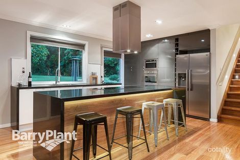 Property photo of 8 Macclesfield Road Avonsleigh VIC 3782