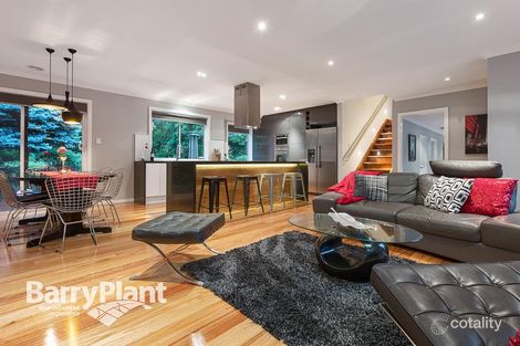 Property photo of 8 Macclesfield Road Avonsleigh VIC 3782