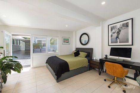 Property photo of 11 Bayview Place Bayview NSW 2104