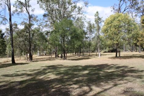 Property photo of 13 Kingfisher Court Regency Downs QLD 4341