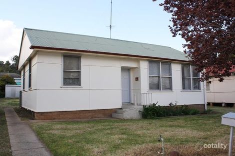 Property photo of 7 Cedar Crescent Griffith NSW 2680