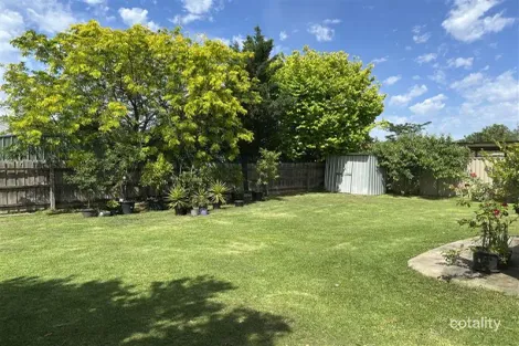 Property photo of 38 Hotham Crescent Hoppers Crossing VIC 3029