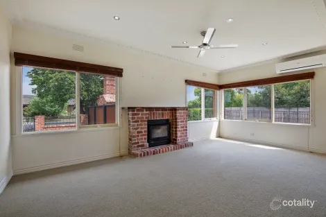 Property photo of 32 Graham Street Bacchus Marsh VIC 3340