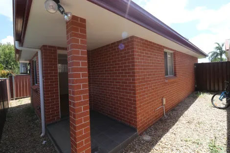 25-25a Nyngan St, Quakers Hill, NSW 2763