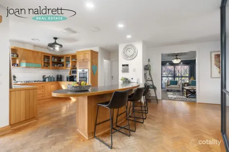 Property photo of 14 Kerferd Court West Wodonga VIC 3690