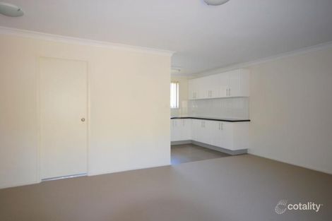 Property photo of 11/4 Kalawarra Road Wyoming NSW 2250