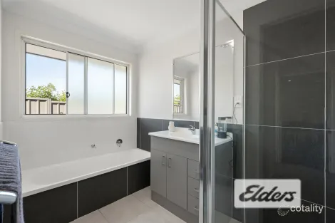 Property photo of 68 Benjamin Drive Wallsend NSW 2287