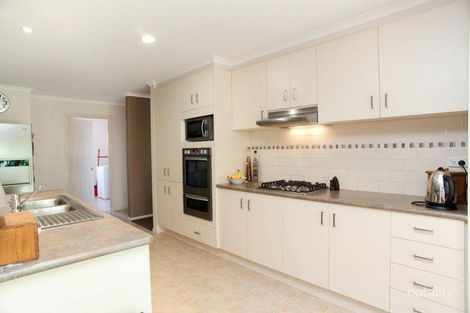 Property photo of 90 Loxton Terrace Epping VIC 3076