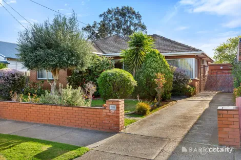 Property photo of 27 Warren Road Parkdale VIC 3195