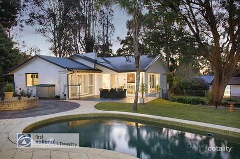 2-4 Valentino Dr, Croydon, VIC 3136