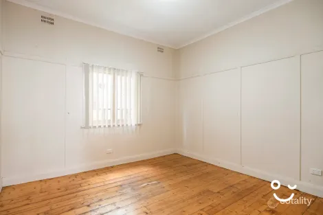 Property photo of 35 Willcath Street Bulli NSW 2516