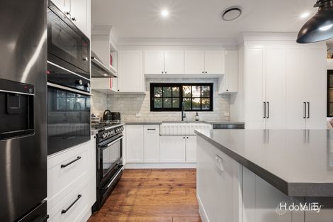 Property photo of 27 Wilsmore Crescent Chifley ACT 2606