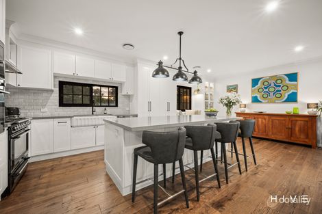 Property photo of 27 Wilsmore Crescent Chifley ACT 2606