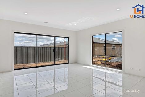 Property photo of 2216 Kilcunda Drive Truganina VIC 3029