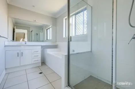 Property photo of 32 Laguna Crescent Springfield Lakes QLD 4300