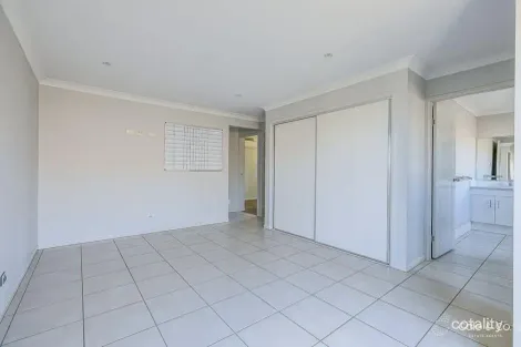 Property photo of 32 Laguna Crescent Springfield Lakes QLD 4300