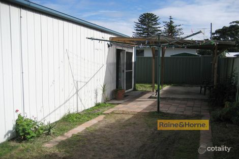 16a Barrenjoey Rd, Ettalong Beach, NSW 2257