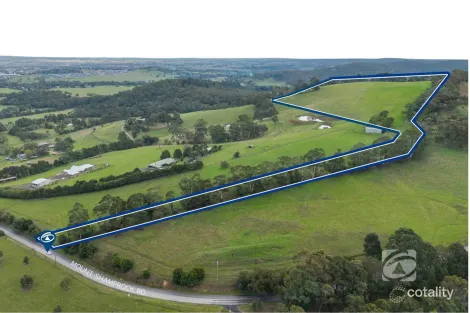 67 Mount Shamrock Rd, Pakenham, VIC 3810