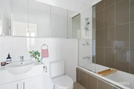 Property photo of 35/76 Kenneth Road Manly Vale NSW 2093