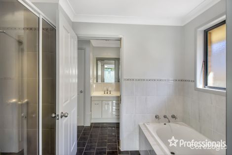 Property photo of 29 Mima Street Glenfield Park NSW 2650