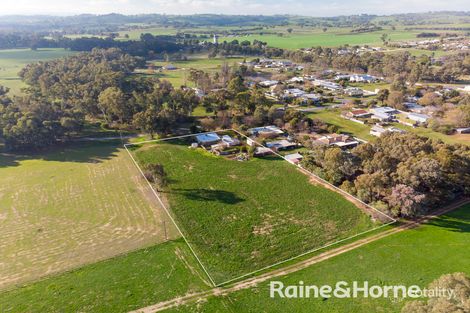 2-4 Tywong St, Ladysmith, NSW 2652