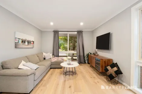 Property photo of 5/64A Lyons Road Croydon North VIC 3136