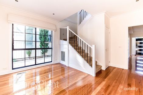 Property photo of 5 Sand Piper Grove Maribyrnong VIC 3032