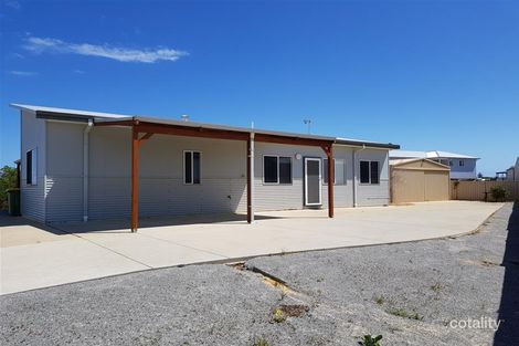 Property photo of 14 Whiteman Street Green Head WA 6514