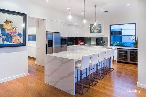 Property photo of 7085 Keyside Close Hope Island QLD 4212