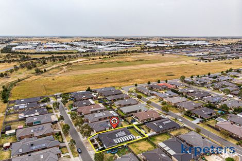 Property photo of 10 Licodia Drive Pakenham VIC 3810